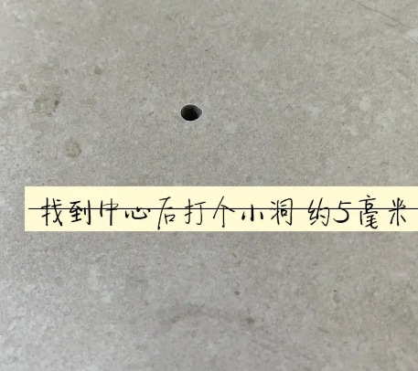 漳县瓷砖空鼓维修公司专业解答在瓷砖铺贴过程中，如果砂料搅拌不均匀，将会带来以下问题